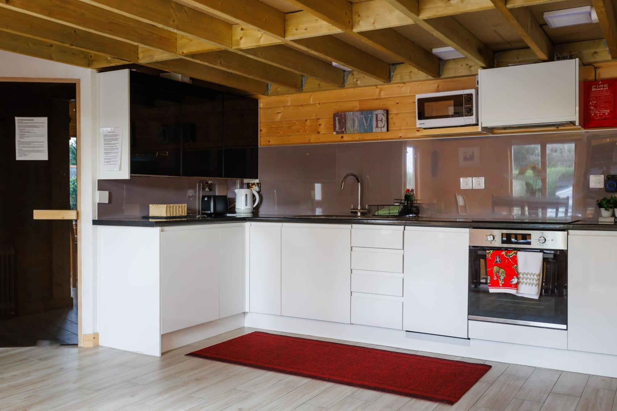 Spacious Cabin Evcharger And Free Parking Near Cambridge Экстерьер фото